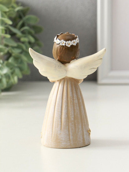 Фигурка «Девочка-ангел с венком-сердце»