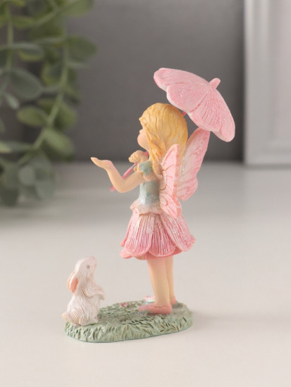 Фигурка «Девочка-фея под зонтиком с кроликом»