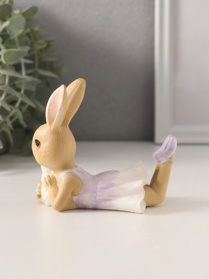 Фигурка «Зайка в сиреневом сарафане с щеночком»