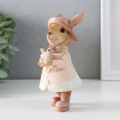 Фигурка «Зайка в шляпке и дождевике с воробышком» - Фото 3