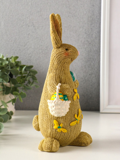 Фигурка «Зайка вязанный с пасхальными яичками»