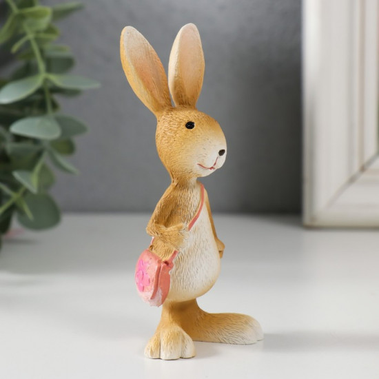 Фигурка «Зайка с сумкой через плечо»