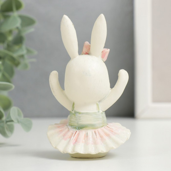 Фигурка «Зайка-балерина сидит»