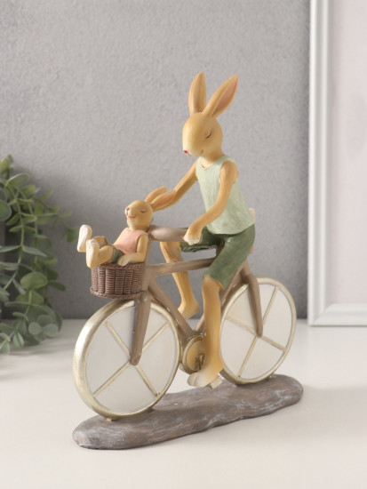 Фигурка «Зайки. Папа с сыном на велосипеде»