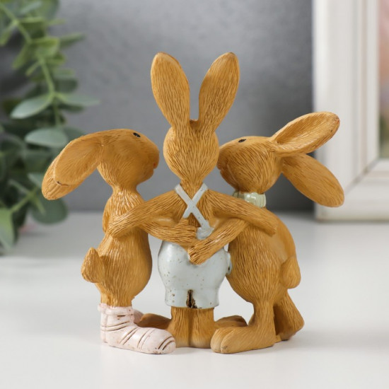 Фигурка «Зайчата: три друга»