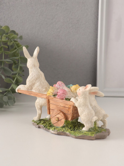 Фигурка «Кролики везут тележку с капустой»