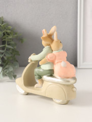 Фигурка «Кролики: катание на мопеде» - Фото 2