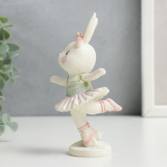 Фигурка «Маленькая зайка-балерина репетиция» - Фото 1