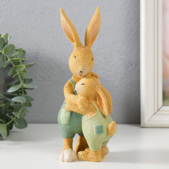 Фигурка «Папа Заяц с зайчонком»