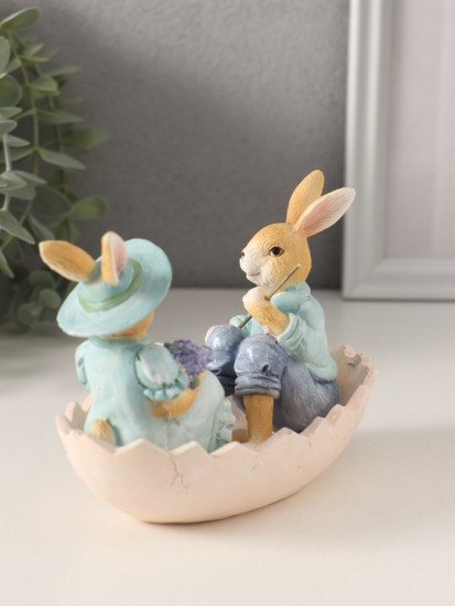 Фигурка «Парочка кроликов: свидание в лодочке»