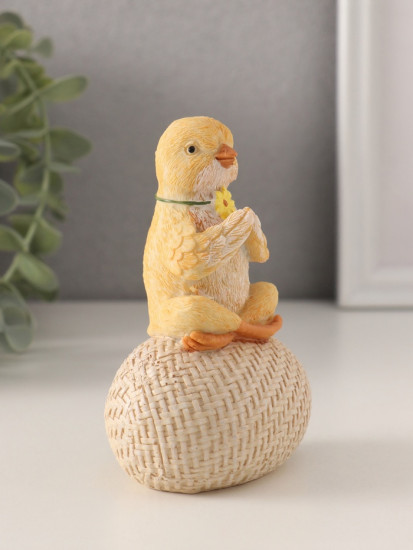Фигурка «Цыплёнок на яйце: дзен»