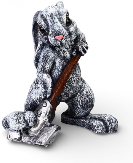 Фигура «Заяц с лопатой»