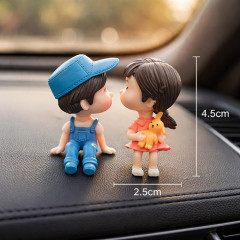 Фигурки в авто «Влюблённая пара с шариками» - Фото 3