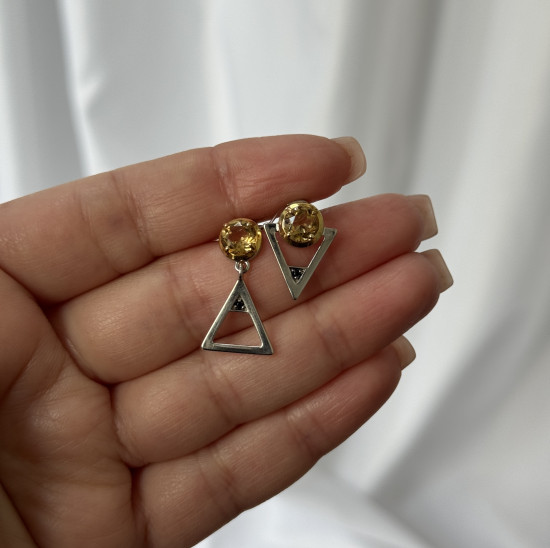 Серьги-пусеты из серебра с цитринами и шпинелями