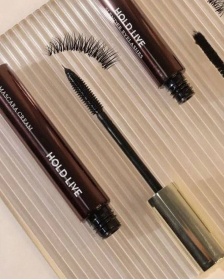 Тушь для ресниц «Hold Live», оттенок Черный