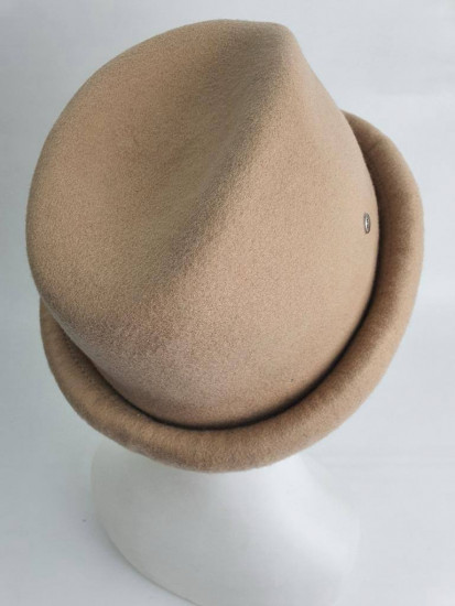 Шляпа-пилотка женская