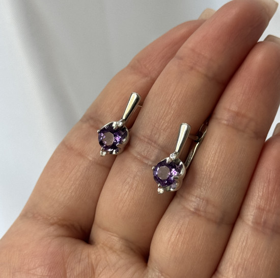 Серьги из серебра с аметистами и фианитами