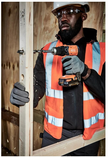 Дрель-шуруповерт ударная BSB18G4-0