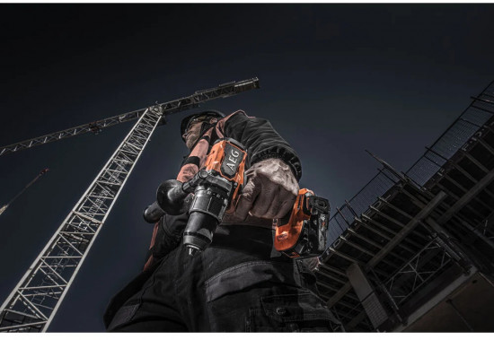 Дрель-шуруповерт ударная BSB18C3BL-402C