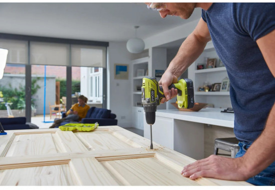 Дрель-шуруповерт ONE+ R18DD3-220S