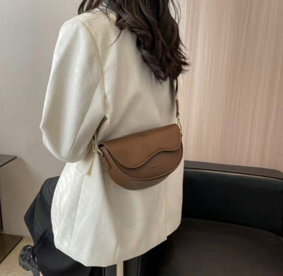 Сумка-седло женская