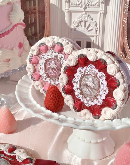 Пудра для лица «Strawberry Cupid», оттенок 02 Ivory Beige