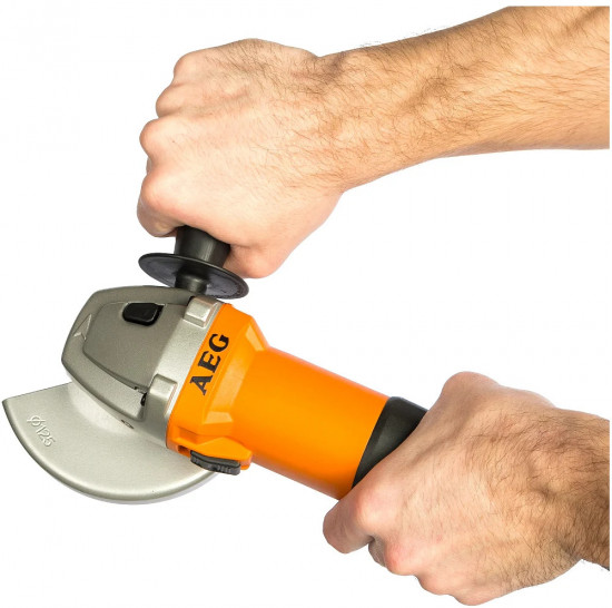 Угловая шлифовальная машина WS 8-125