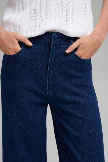 Джинсы женские