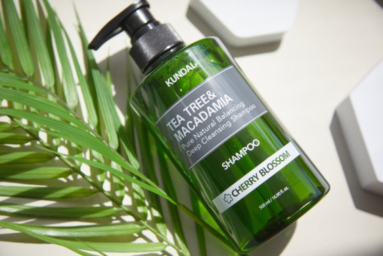 Шампунь «Tea tree macadamia & Cherry Blossom»