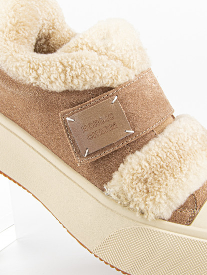 Ботинки для девочек