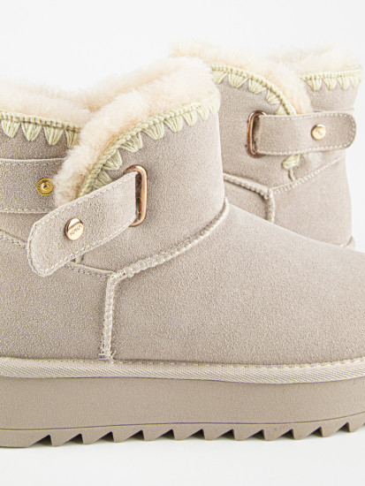 Ботинки для девочек