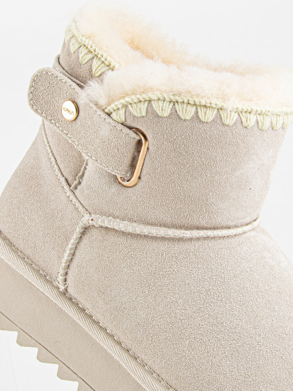 Ботинки для девочек