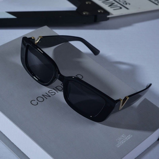 Очки женские солнцезащитные