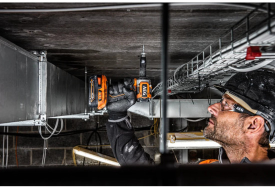 Гайковерт BSS18S12BL-0