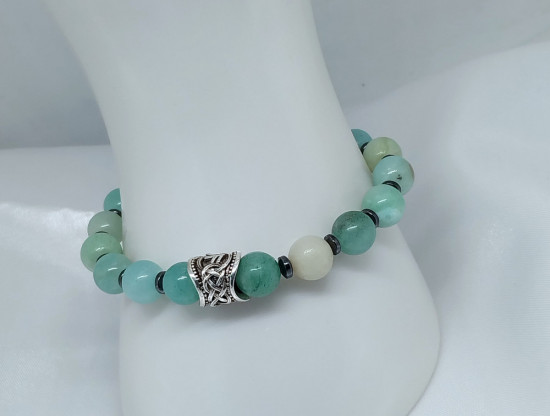 Браслет из натурального камня амазанит с гематитовыми бусинами