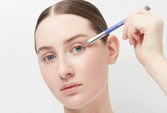 Кисть для макияжа глаз 2 в 1 № 07