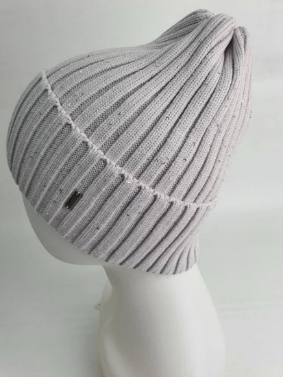 Шапка-лопатка женская со значком, стразами, мини-пайетки. Одинарная вязка, без подклада