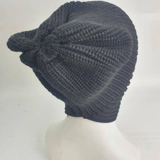 Шапка-кулёк со значком, с разрезом сзади. Одинарная вязка, без подклада «Туба»