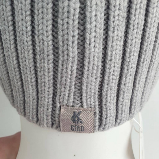 Шапка-кулёк с нашивкой. Одинарная вязка, без подклада «Эверест»