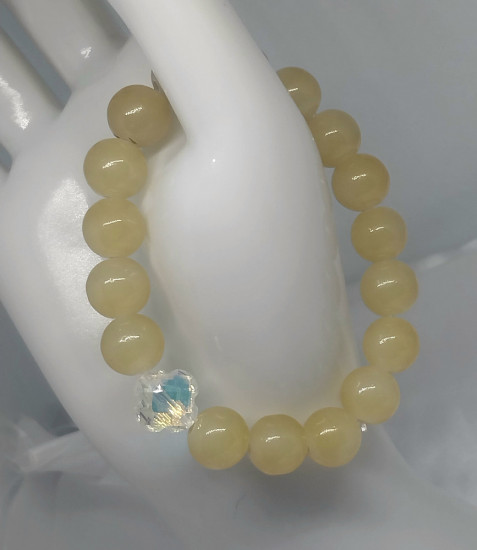 Браслет из стеклянных желтых бусин для девочек