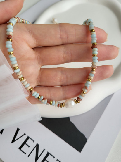 Чокер из ювелирной стали с натуральным камнем и жемчугом