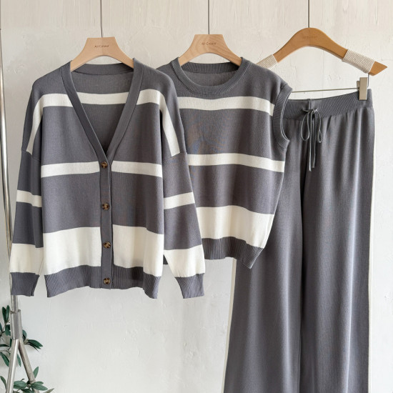 Костюм-тройка женский