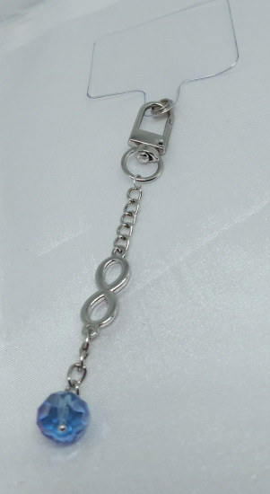 Брелок для телефона