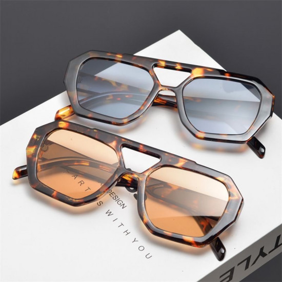 Очки женские солнцезащитные