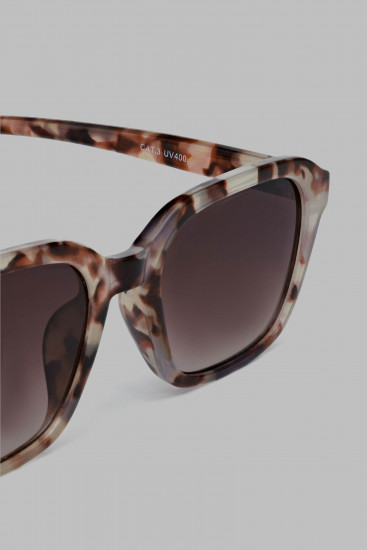 Очки солнцезащитные женские