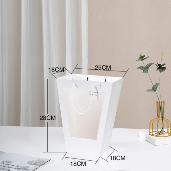 Подарочный пакет с прозрачным окном и карточкой