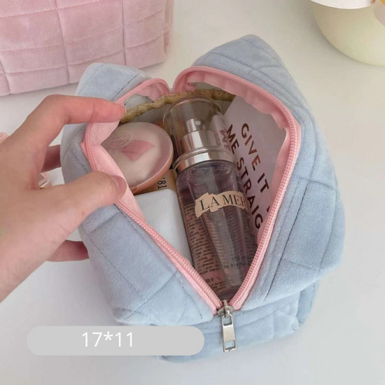 Косметичка плюшевая