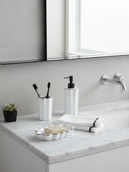 Диспенсер для жидкого мыла