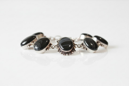 Браслет с африканскими черными агатами