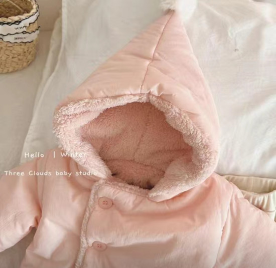 Куртка с капюшоном для девочки